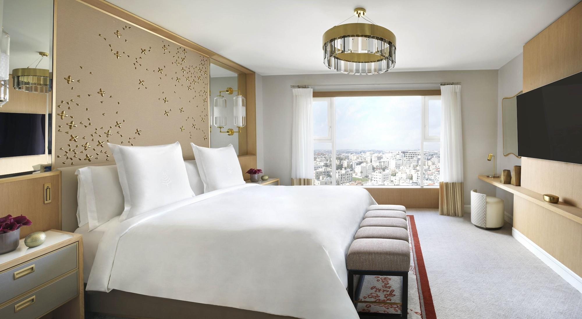 Hotel Four Seasons 5*