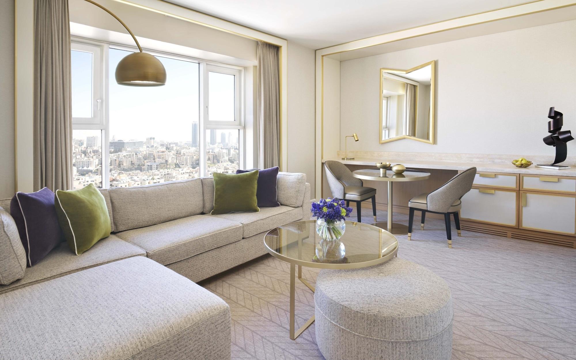 Hotel Four Seasons 5*