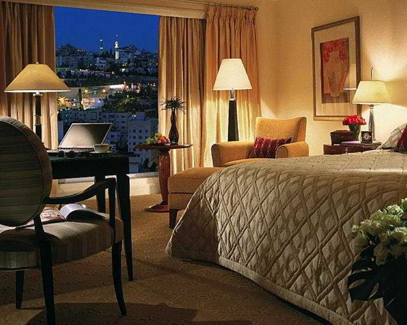 فورسيزونز عمّان 5*